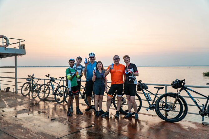 Phnom Penh to Silk Island Sunset Bike Tour/ E-Bike or Tuk Tuk - Key points to know before you book