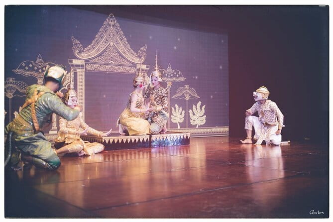 Phnom Penh Unique Classical Dance Show Every Saturday &Sunday - The evening at 313 Quayside