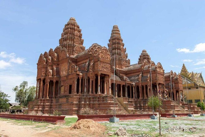 Prasith and Reap Temples Private Day Trip from Phnom Penh - The 90-minute ride from Phnom Penh