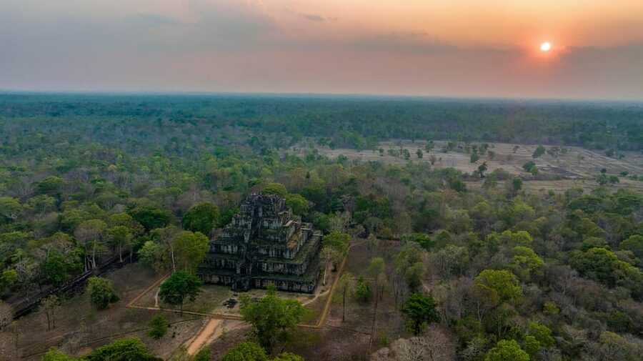 Preah Vihear, Koh Ker and Beng Mealea Private Day Tour - The road time is part of the deal