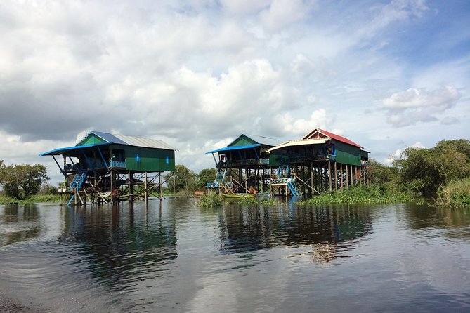 Private 2 Days Angkor Wat Sunrise, Floating Village & Beng Mealea - Kompong Khleang by boat on Tonle Sap
