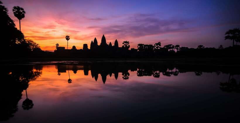 Private Angkor Sunrise, Guide Breakfast and Tuktuk included - Key points at a glance