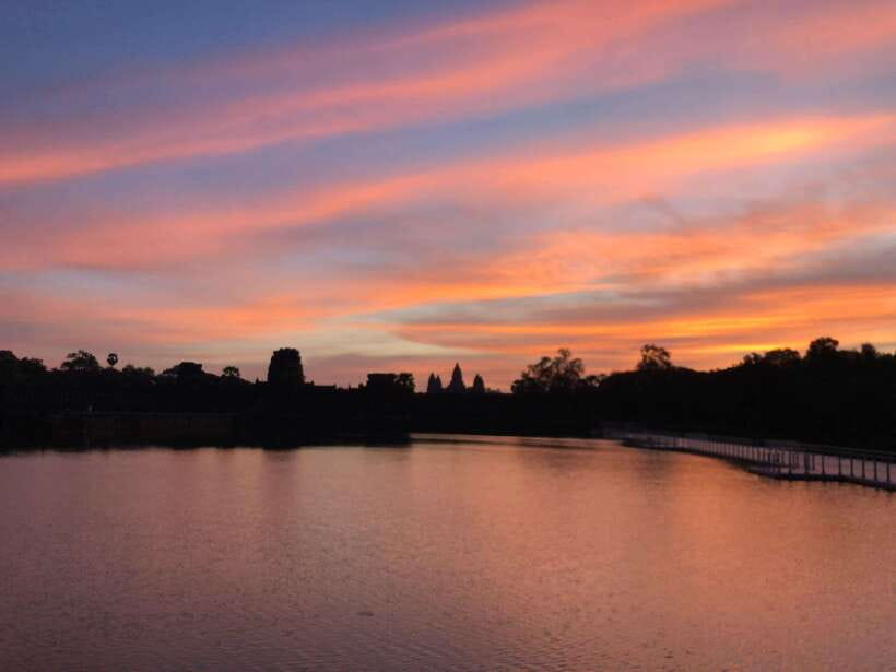 Private Angkor Wat Sunrise Tours And Sunset Floating Village - Key points worth knowing