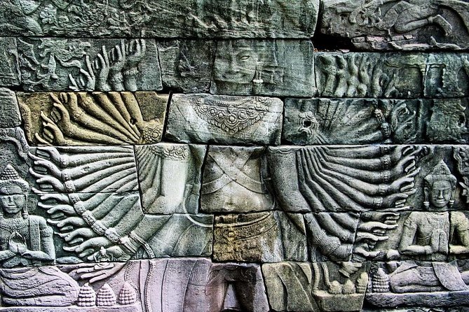 Private Banteay Chhmar, Banteay Toap & Ang Trapaeng Thma Guided Tour - Meals, water, and the practical details