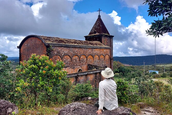 Private Bokor tours by Rickshaw/SUV Car - The old Catholic church and its wide mountain views