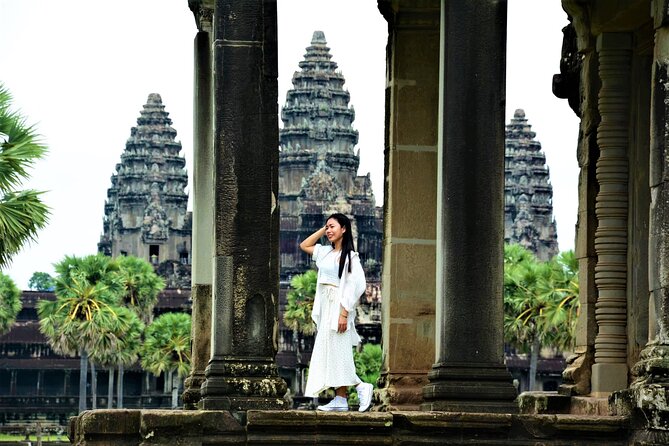 Private Cambodia 5 Days Tour from Siem Reap to Phnom Penh - Day 3: Leaving the temples by way of old roads