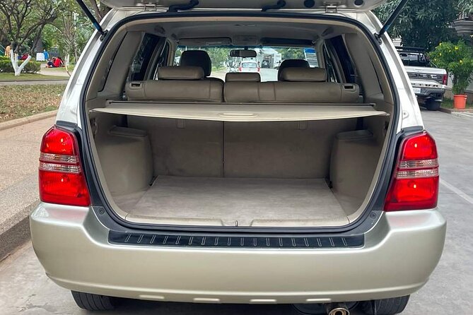 Private Car From Phnom Penh to Siem Reap - Comfort, safety, and the private group setup