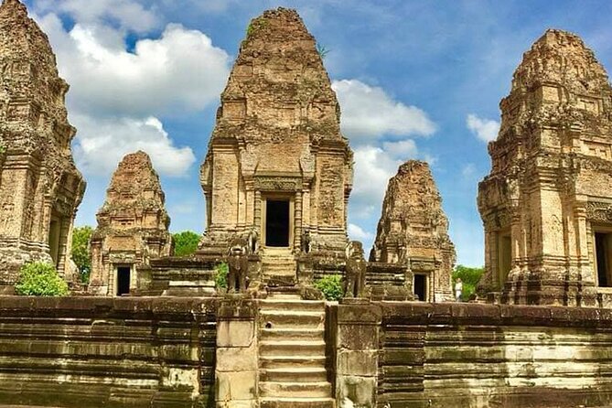 Private Day Angkor Wat Temple and Banteay Srei Temple Tour - Phimeanakas sits inside the royal enclosure