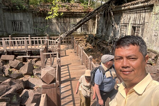 Private Day Trip to Angkor Temples with Expert Guide - Who should book this temple tour?