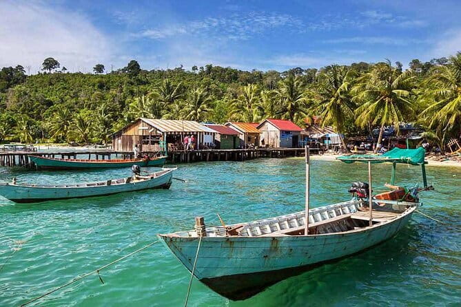 Private Sihanoukville Tour for Cruise Ship Passengers - Meeting your guide at the port