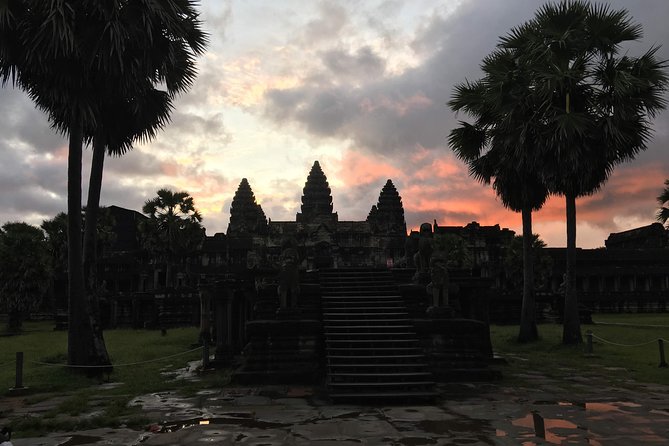 Private: Sunrise Angkor Wat Full Day Guided Visit - What the $135 price really covers