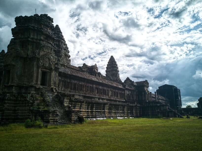 Private Sunrise Angkor Wat Tour - The sunrise start at Angkor Wat
