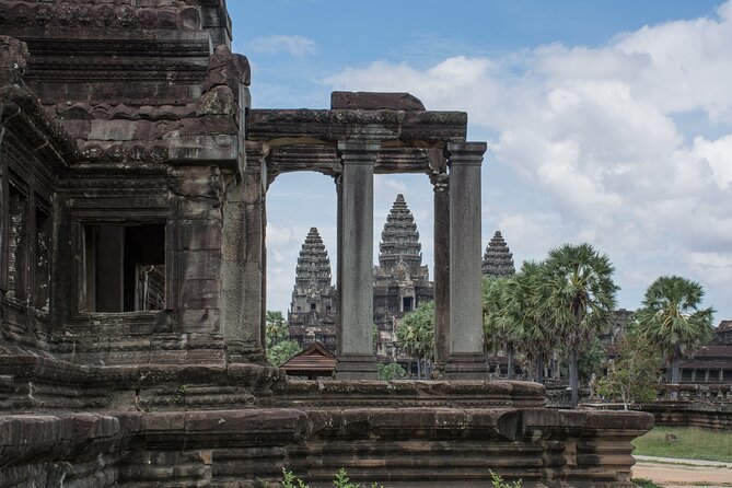 Private Sunrise Angkor Wat Tour with pickup from your hotel - Who will get the most from this tour