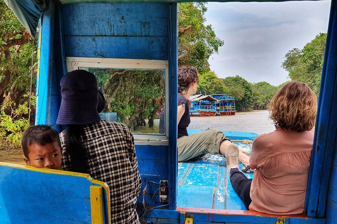 Private sunrise tour to Angkor Wat & other highlights with Professional Guide. - Bayon’s stone faces