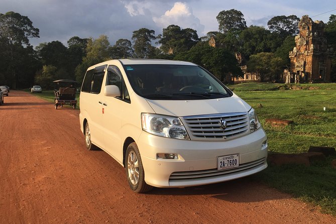Private Taxi Between Phnom Penh - Siem Reap Stop Sightseeing - Skun and the Spider Market Stop