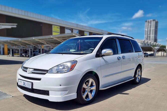 Private Taxi Transfer From Phnom Penh to Siem Reap with English Speaking Driver - The drivers and the English-speaking service