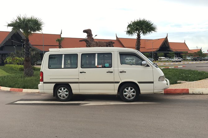 Private Taxi Transfer From Siem Reap - Battambang City - Choosing between an SUV and minivan