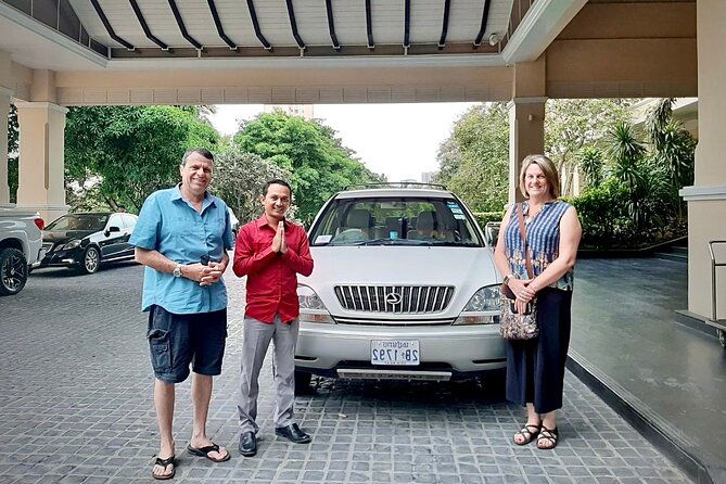 Private Taxi Transfer Sihanoukville - Battambang Car - Mini-Van - Choosing between the SUV, Alphard, and larger vans