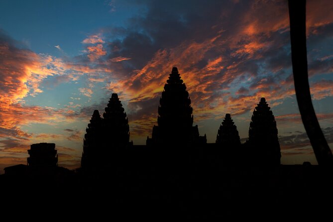 Private Temples Guided Tour (Angkor Wat, Ta Prom & Angkor Thom) - Price, entrance fee, and overall value