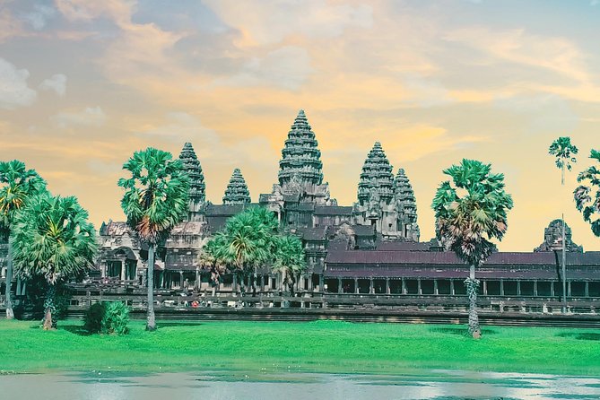 Private Tour Angkor Wat - Angkor Wat at sunrise, or a later morning start