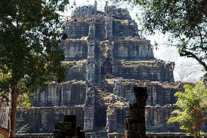 Private Tour to Koh Ker and Beng Mealea - Three hours on the road through Svay Leu