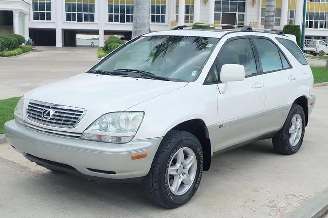 Private Transfer From or to Phnom Penh <=> Sihanoukville - The driver makes the difference