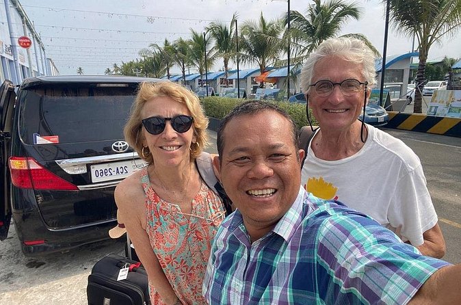 Private Van Phnom Penh To Siem Reap English Speaking Driver - Kampong Kdei Bridge, a worthwhile break on the road