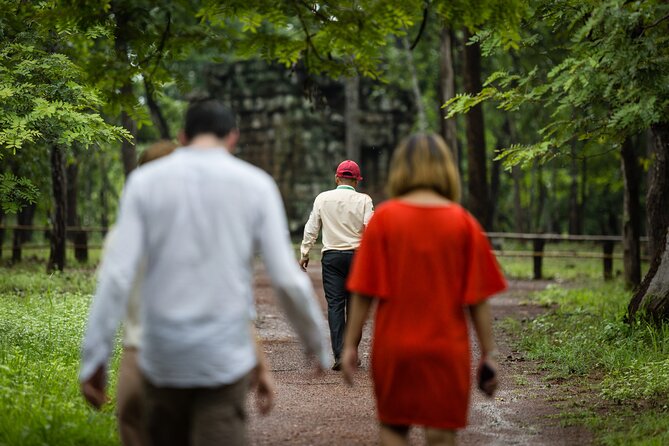Private Vehicle - Beng Mealea & Koh Ker Group - Practical comfort for an eight to nine-hour day