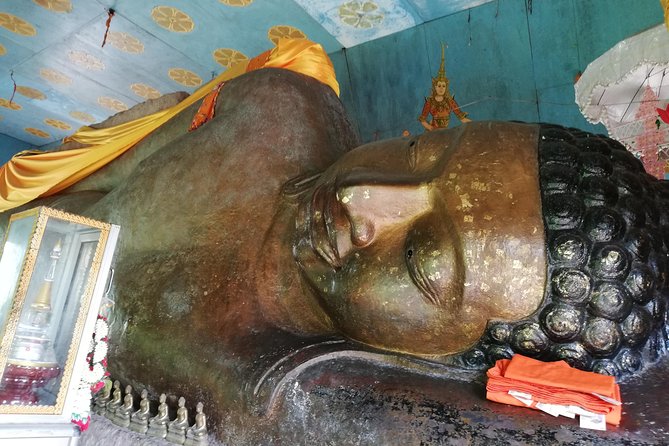Prrivate Guided Tour To Bantey Srei Temple And Phnom Kulen Paradise Waterfall - Banteay Srei and the appeal of pink sandstone