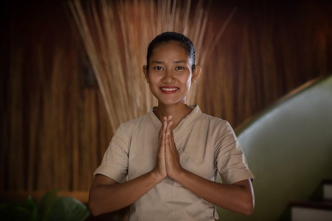 Reflexology Feet Massage in Phnom Penh - Why the local Bodia products matter