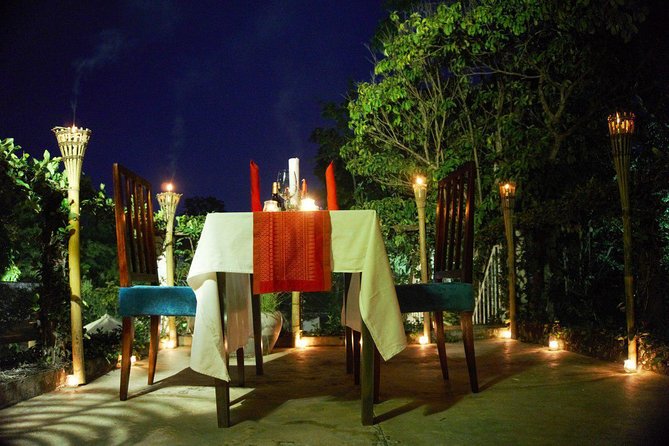 Rooftop Romantic Dinner - 4 Courses Set Meal & Wine - The evening begins beside the pool