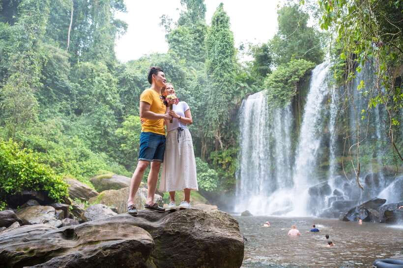 Shared tour: Kulen Mountain & Waterfalls - Small group - The reclining Buddha on the mountain