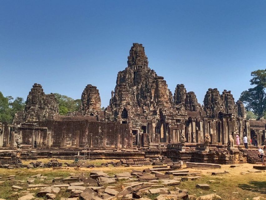 Sharing Trip to Angkor Temple with sunset - Bayon’s 216 stone faces
