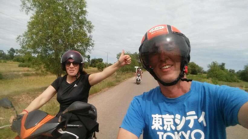 Siem Reap: 3-Hour Ancient Trails Motorbike Tour - The ancient bridge and the pagoda visit
