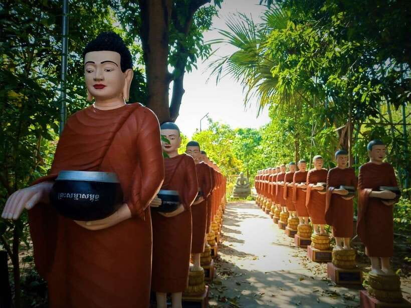 Siem Reap: 3-Hour Behind-the-Scenes Tuk-Tuk Tour - What $35 really gets you