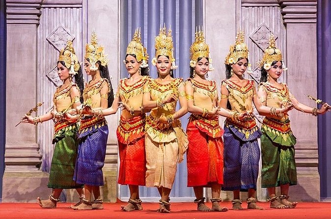 Siem Reap: Amazing Apsara Dance Show with Dinner &Hotel Transfers - Practical timing for your Siem Reap itinerary