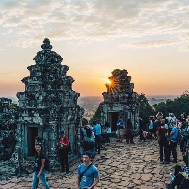 Siem Reap: Angkor 1-Day Private Tour with Sunset or Sunrise - Key points at a glance