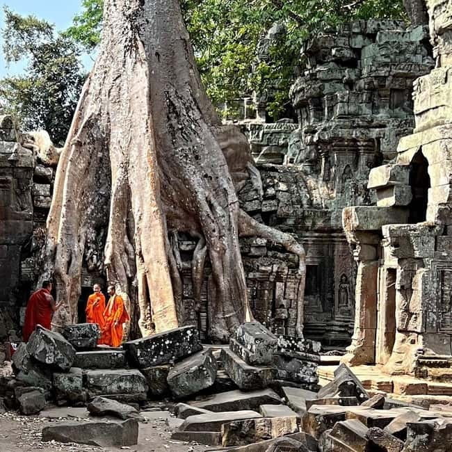 Siem Reap: Angkor 1-Day Private Tour with Sunset or Sunrise - Angkor Wat deserves the long visit