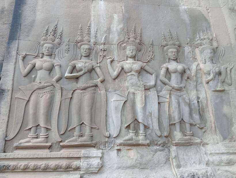 Siem Reap: Angkor Full-Day Group Tour with Japanese Guide - Cost, entrance fees, and value
