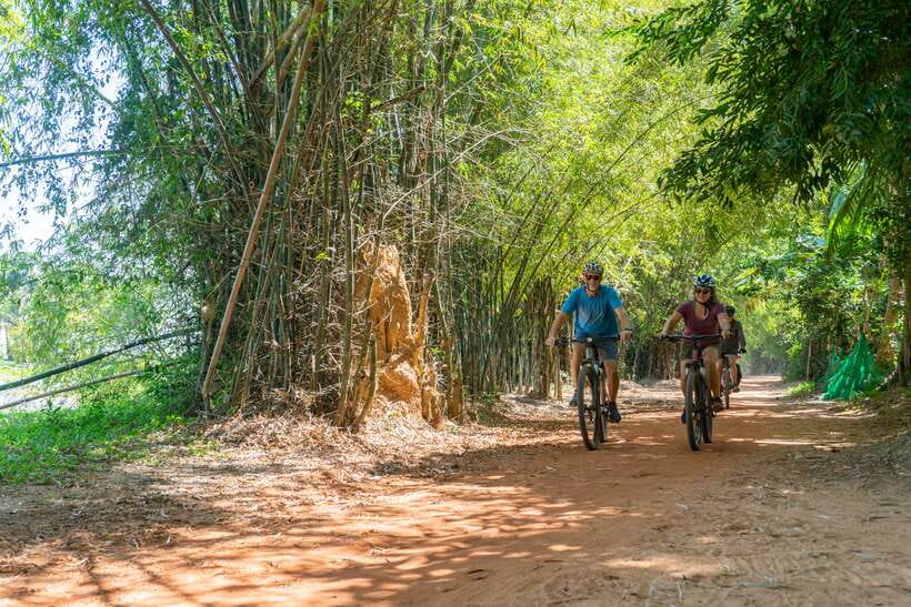 Siem Reap: Angkor Sunrise 2 Days Guided Bike Tour - The guides can shape the quality of the trip