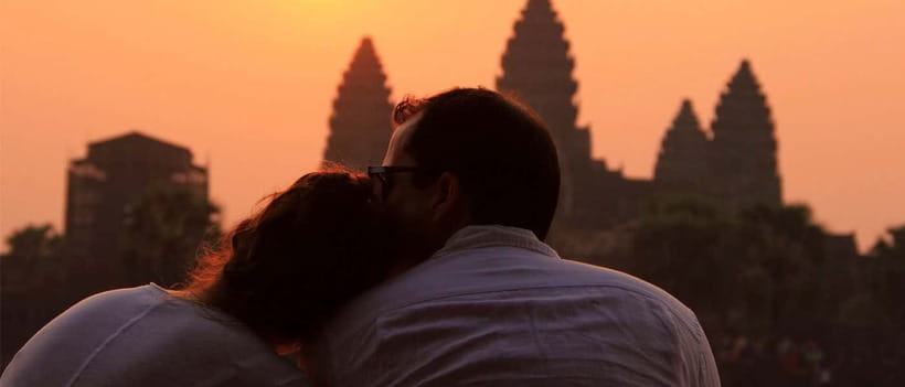 Siem Reap: Angkor Sunrise Jeep Tour / SUV Car Available - Starting Before Sunrise at Angkor Wat