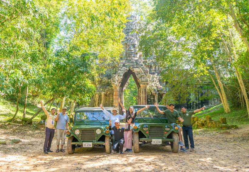 Siem Reap: Angkor Sunrise Jeep Tour / SUV Car Available - What the $80 Price Covers