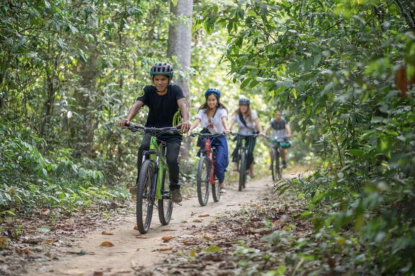 Siem Reap: Angkor Temples Off-Track Bicycle Tour - Starting at Bayon Pastry School at 8:30 am