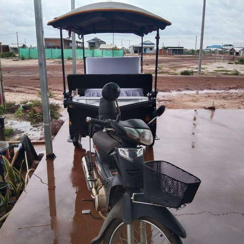 Siem Reap: Angkor Temples Tour by a Private Tuk Tuk - What the $25 price really covers