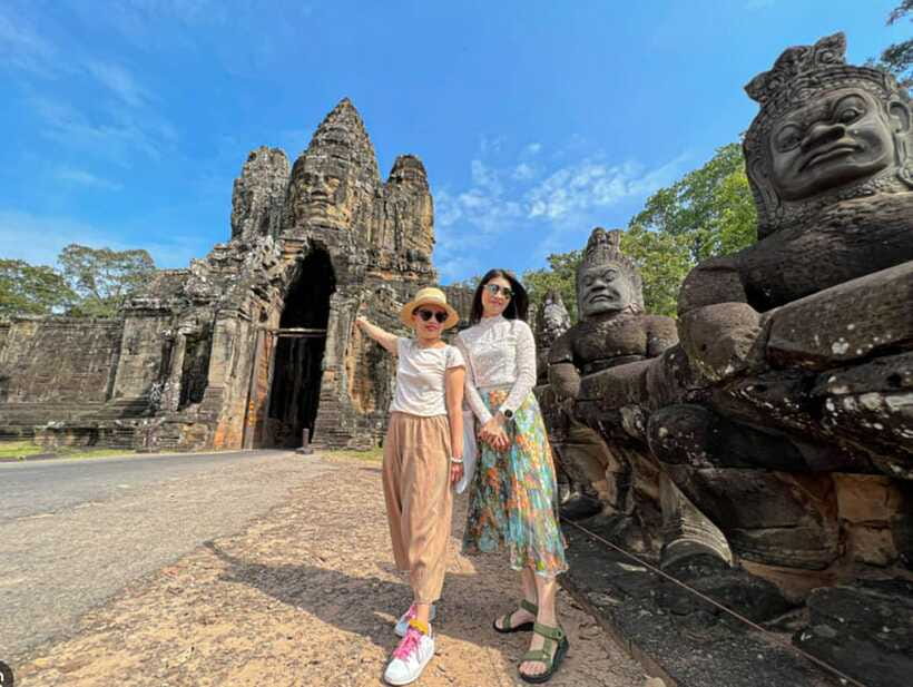 Siem Reap: Angkor Temples Tour - Shared Tours tours guide - Booking details worth checking first