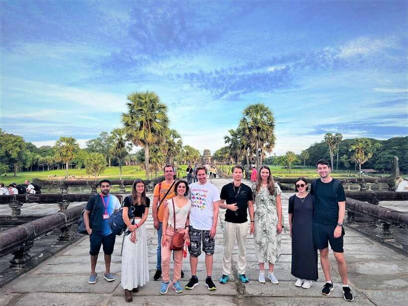 Siem Reap: Angkor Wat, Bayon & Ta Prohm Guided Tour - Leaving Siem Reap by air-conditioned van