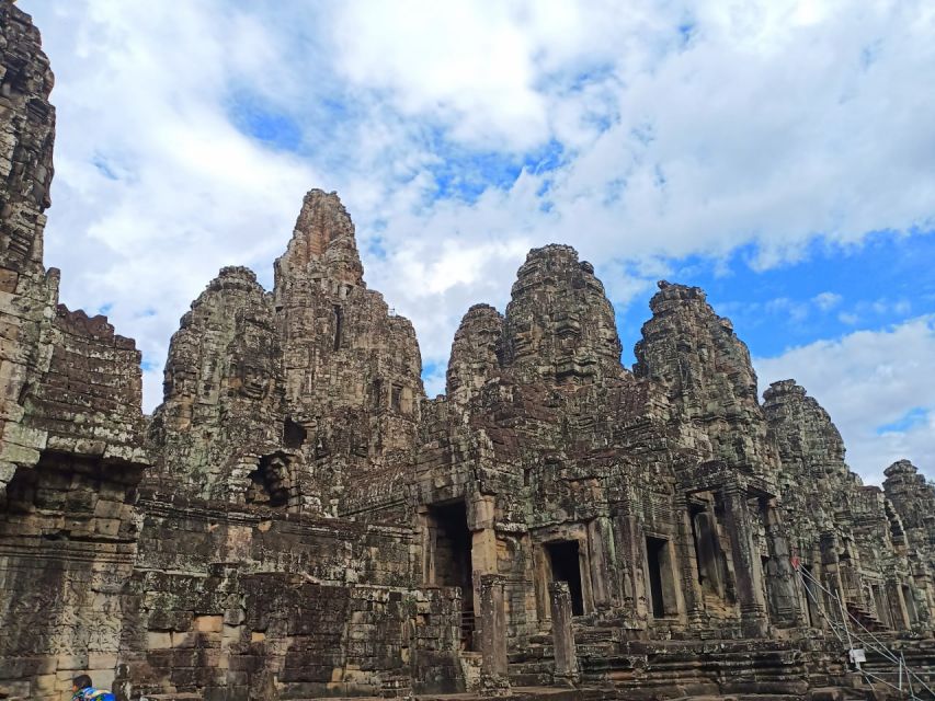 Siem Reap: Angkor Wat Private Tour by Tuk-Tuk - Ta Prohm and the famous trees