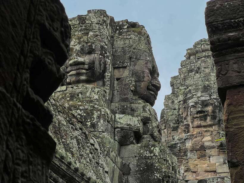 Siem Reap: Angkor Wat Small-Group Day Tour and Sunset - Angkor Thom’s South Gate and stone faces