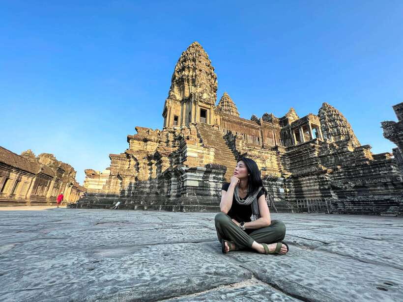 Siem Reap: Angkor Wat Small-Group Day Tour and Sunset - Baphuon, royal terraces, and a lot of walking