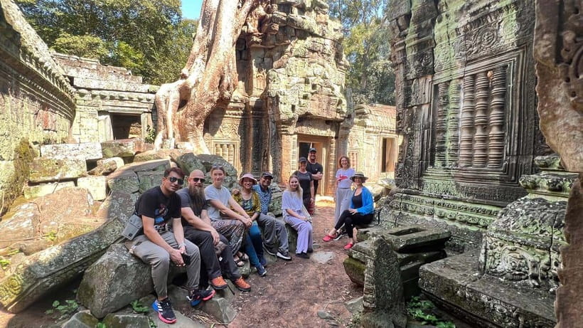 Siem Reap: Angkor Wat: Small-Group Sunrise Tour - Why sunrise is worth the brutal alarm